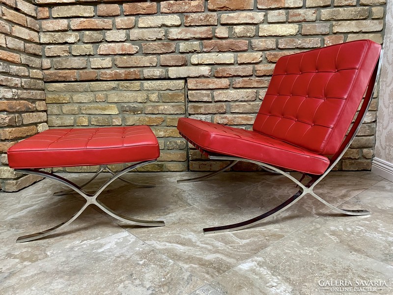 Bauhaus barcelona armchair with ottoman