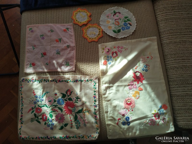 Embroidery set of 60 pieces