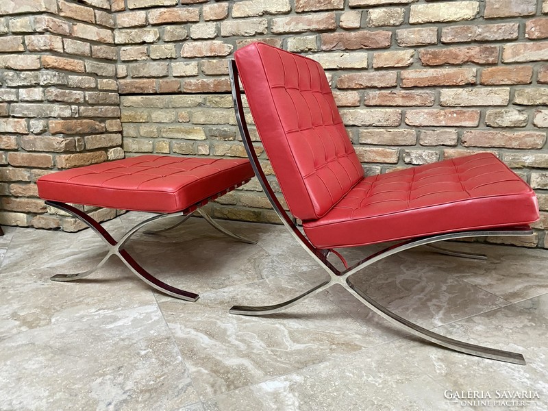 Bauhaus barcelona armchair with ottoman
