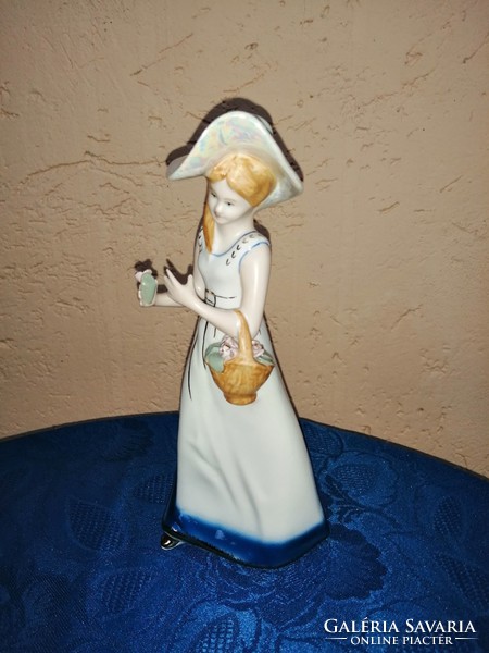 Marked porcelain lady in hat with flower basket 24 cm (po-1)