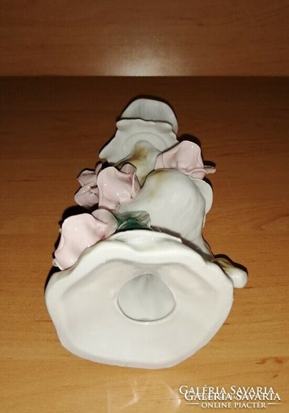 Rózsás porcelán gyertyatartó 17 cm magas (18/d)