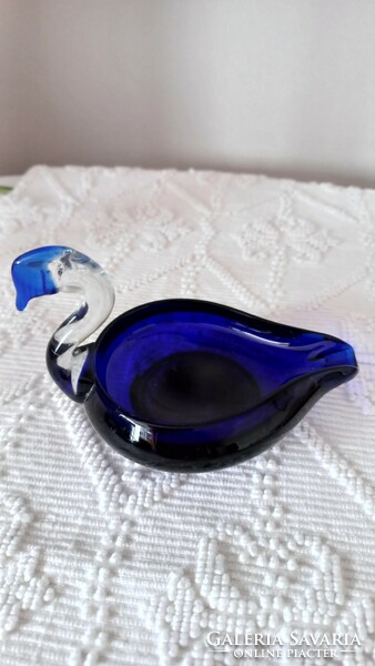 Cobalt blue swan-shaped glass ashtray, flawless, 7.5 x 11 cm.