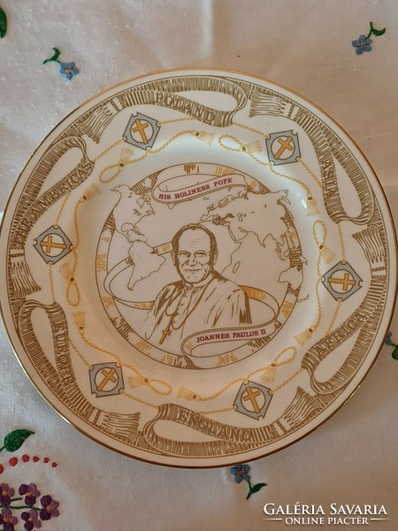 Royal Chelsea Wedgwood English bone china decorative bowl with a portrait of Pope John Paul II