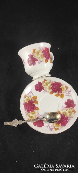 Porcelain coffee set with gift spoon