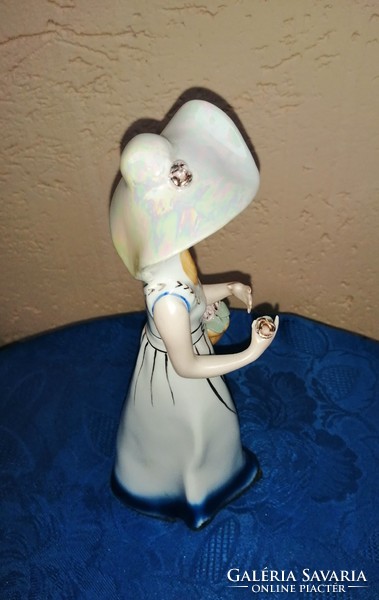 Marked porcelain lady in hat with flower basket 24 cm (po-1)