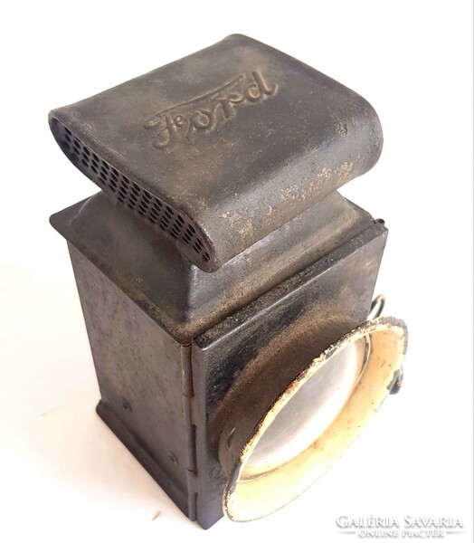 Antique ford t-model raydyot patent motor carbide lamp