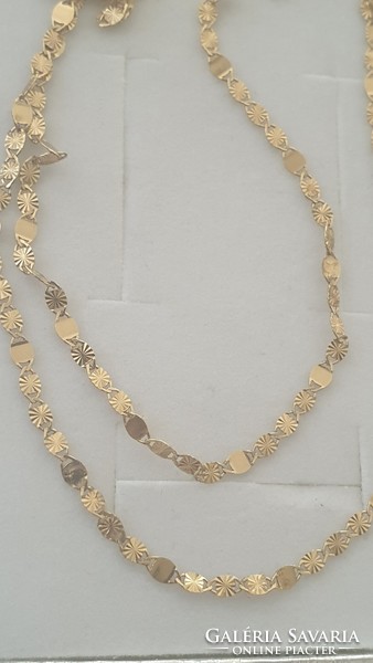 Beautiful gold necklace with pendant 14k