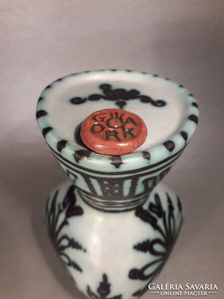 Gorka geza ceramic goblet pouring bottle