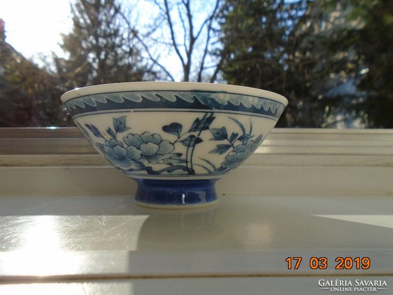 Arita Japanese blue white flower patterned rice bowl