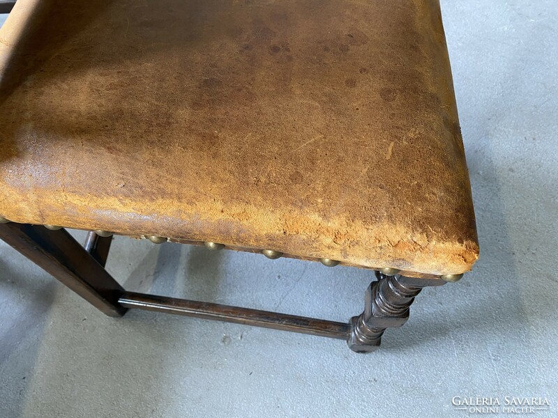 Chairs with leather covering - without armrests