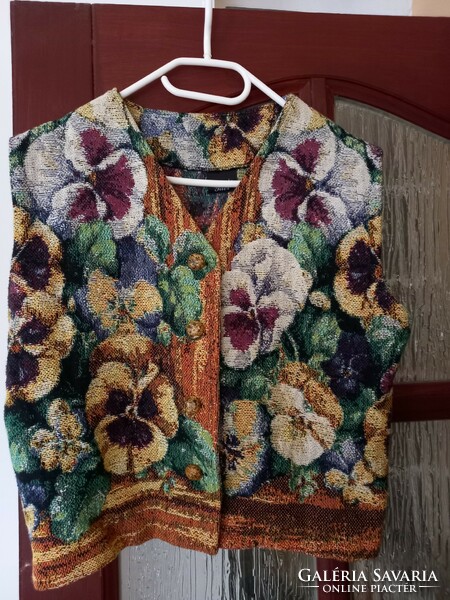 New women's woven unique tapestry vest s/ m