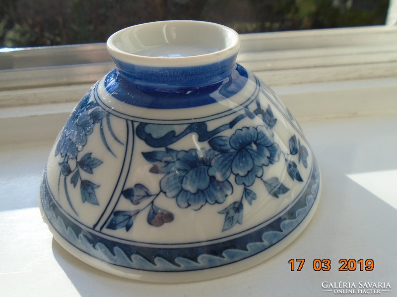 Arita Japanese blue white flower patterned rice bowl