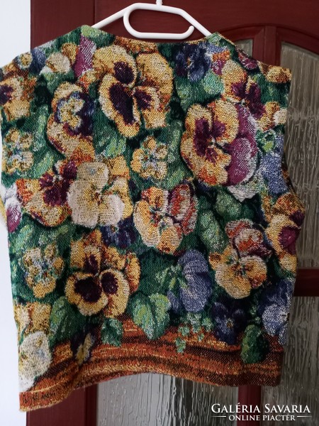 New women's woven unique tapestry vest s/ m