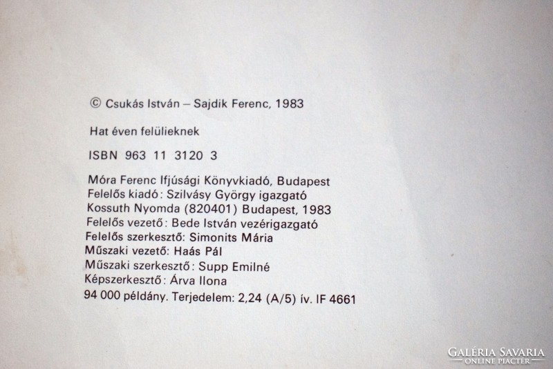 Pom Pom meséi Civakodó cipőikrek órarugógerincű felpattanó Csukás István Sajdik 1983 mesekönyv 3db.