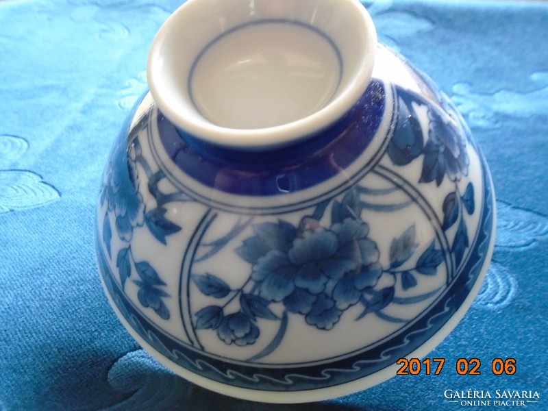 Arita Japanese blue white flower patterned rice bowl