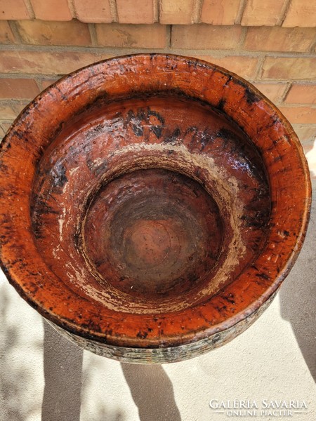 Large eye-glass magda ceramic bowl, flower holder.