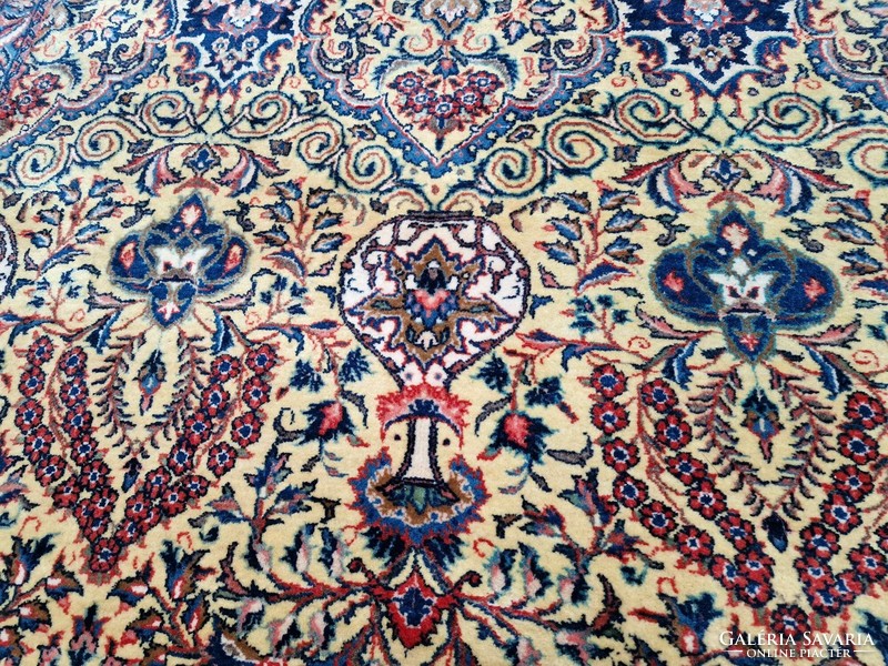 Gyűjtői darab! Eredeti iráni qum 265x370 kézi csomózású gyapjú perzsa szőnyeg BFZ_323