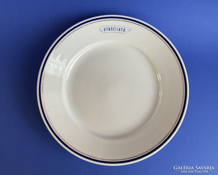 Zsolnay passenger catering large plate