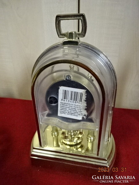 Quartz table clock, gold-plated, height 18 cm. Jokai.