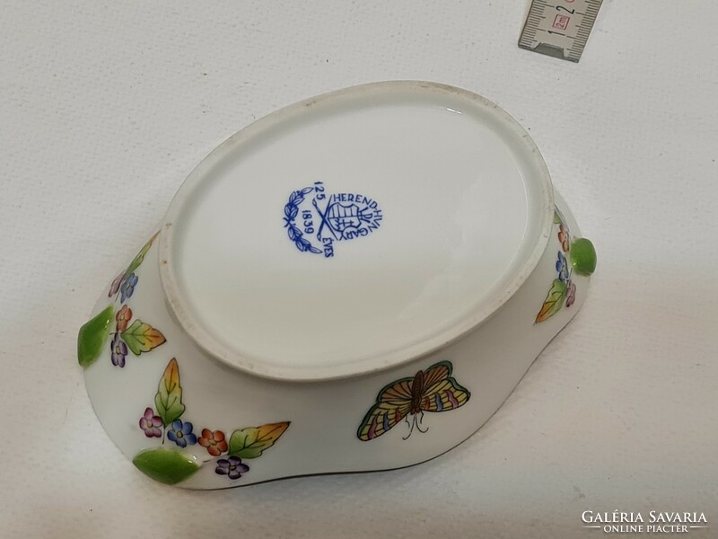Porcelain bowl with Victoria pattern from Herend (2577)