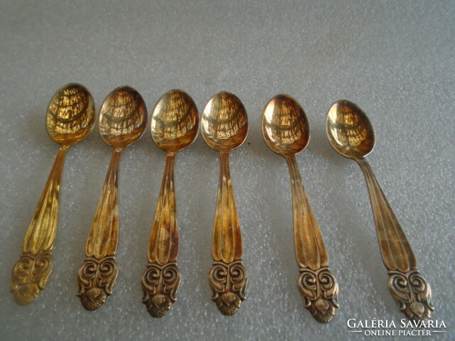 6 Double gold-plated (thick silver-plated) mocha spoons,