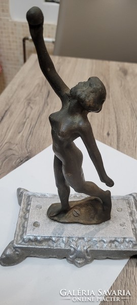 Gyula Maugsch (1882-1946): éva. Bronze statue. Without signal. 22 Cm