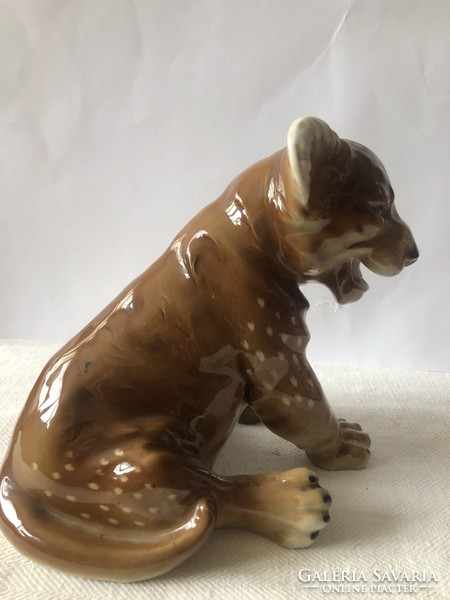 Lynx porcelain figurine