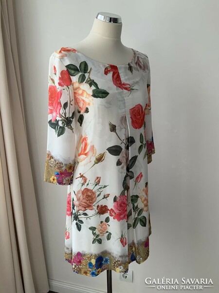 Beautiful rinascimento dress size s/m