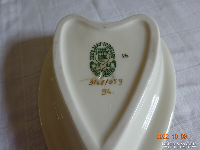 Zsolnay cornflower heart-shaped bowl, jewelry holder