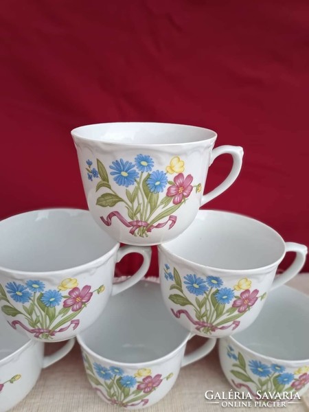 6  db Kahla mesés  virágos 3 dl-es csészék  kakaós bögrék nosztalgia porcelán egyben eladó