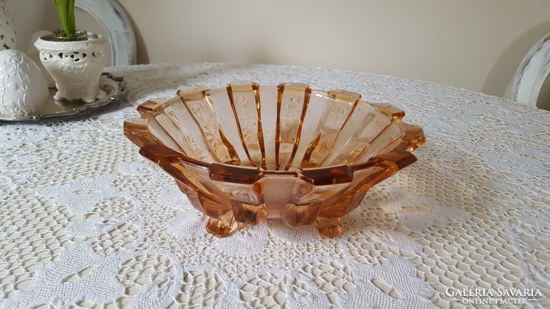 Beautiful art deco inwald salmon-colored, thick crystal bowl