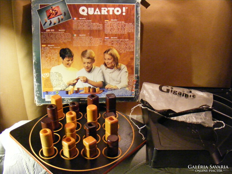 Quarto - the winning four-player strategy board game 1991