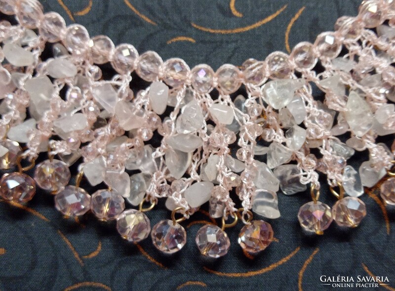 Beautifully laced rose quartz necklaces with 110 polished minerals,