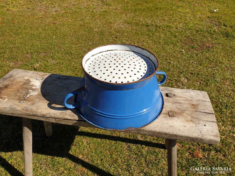 Old enameled blue enameled vintage metal strainer fruit washing pasta strainer 27cm decoration