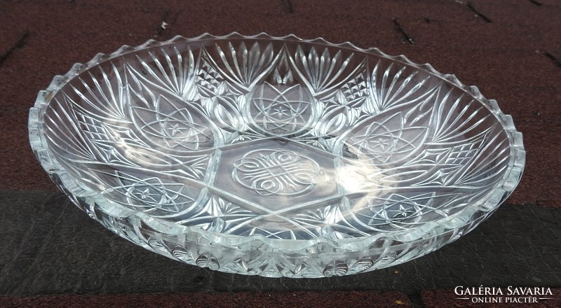 Huge glass / crystal? Table center plate offering