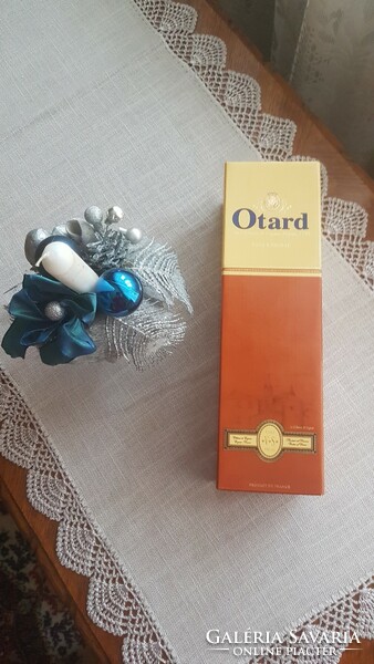 Collectible. 15 years old. Otard fine cognac. Drink specialty.