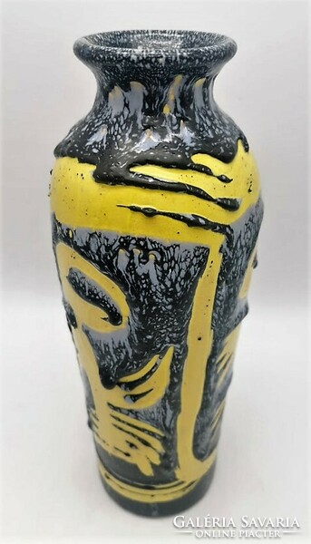 Nagy, 33,5 cm retro váza, sárga, magyar iparművészeti kerámia