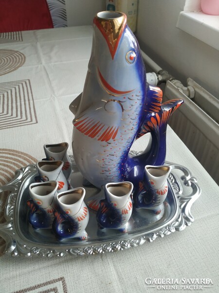 Marked fish Russian vodka set for sale!