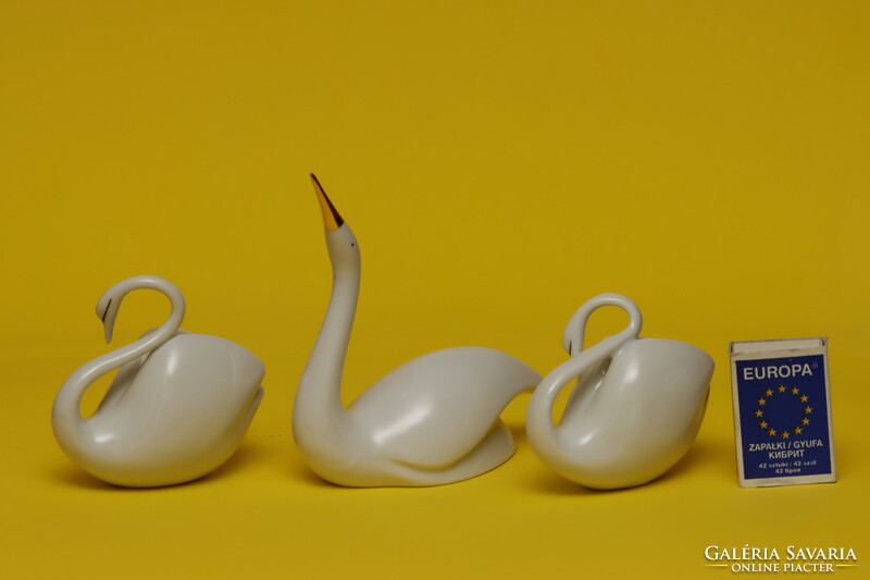 3 Pcs. Raven House art deco swan in one + free postage!