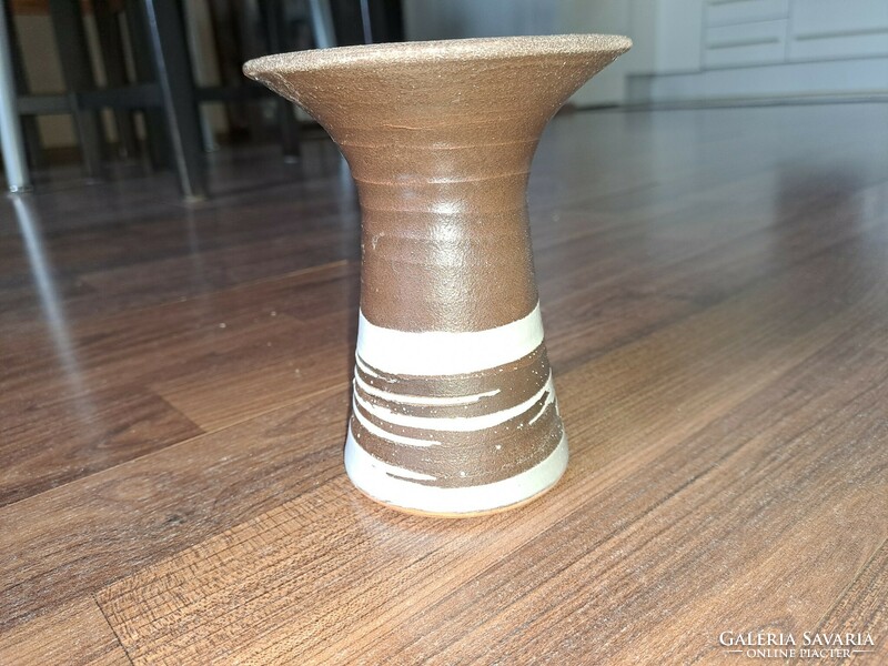 Ceramic vase 13 cm