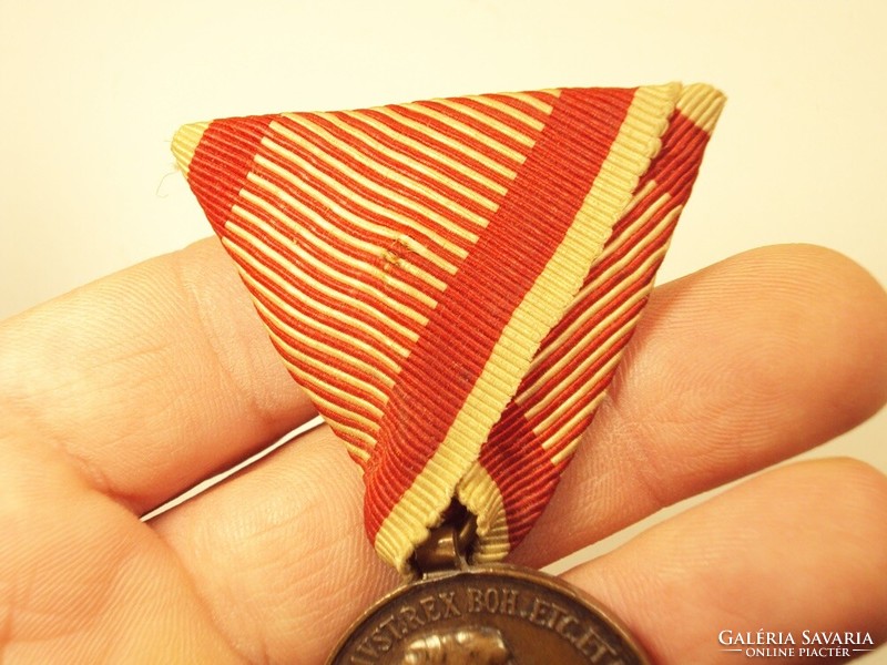 Arc. Károly bronze gallantry medal with ribbon Fortitvdin badge badge