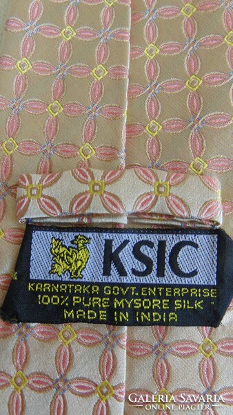 100% Silk quality silk tie in several varieties