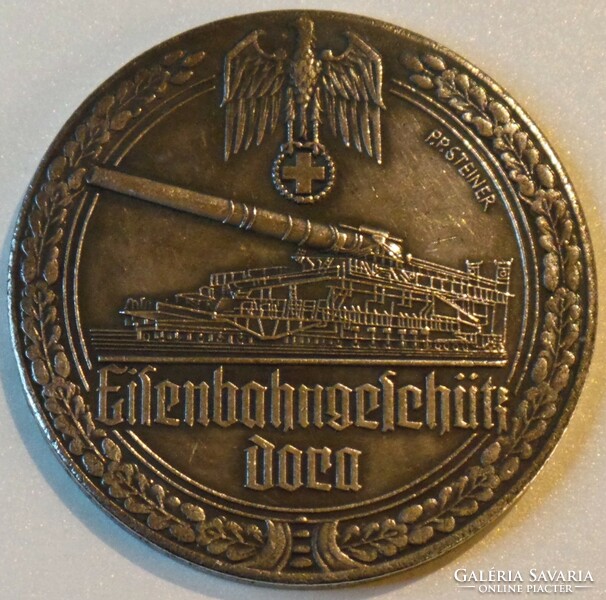 II. WWI Huge Commemorative Medal #10
