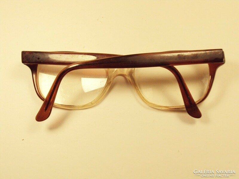 Régi retro szemüveg Focus N1 jelzéssel kb. 1970-es évek