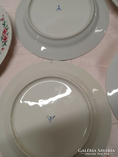 Retro lowland porcelain plates 10 pieces in one