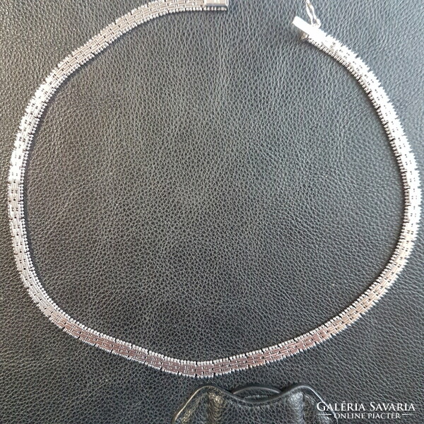 Silver necklace, double-sided shiny, 40.5 cm long, 6 mm wide.