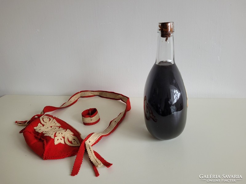 Old retro 2-liter ham bottle Villány sparkling wine