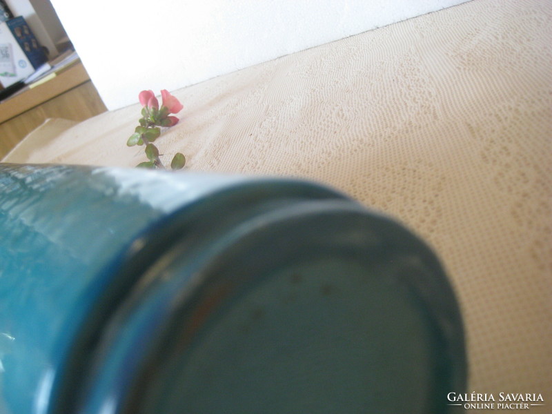 Zsolnay kék  szivar  avagy cilinder váza  , Török J .  terv retró  7,3 x 24 cm