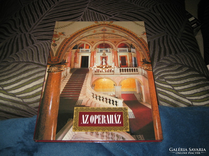 Az Operaház  : Csétényi R  - Szvoboda  D. G .- Bérci L. - Bérci G , Képzőművészeti  Kiadó