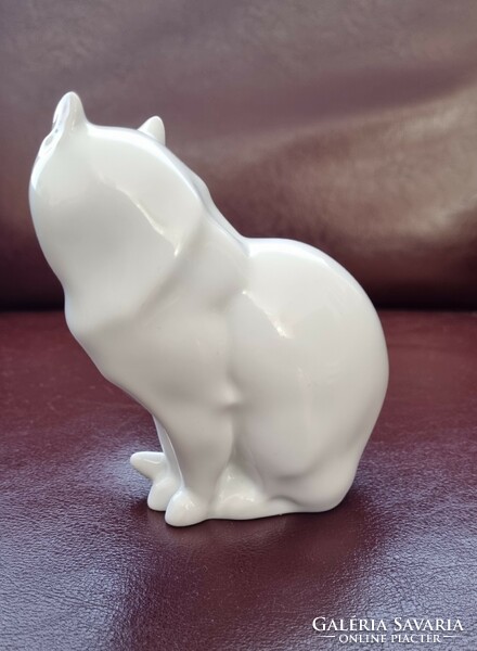 Herend porcelain kitten